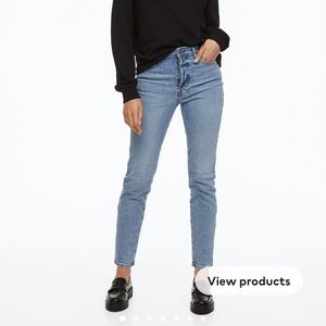 Mom fit ultra high ankle jeans